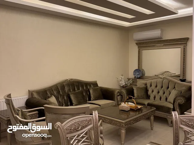 شقة مفروشة فاخرة - ام السماق / غرفتين 100 م2