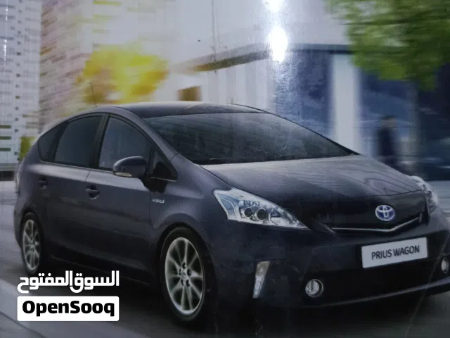 2013 تويوتا بريوس Prius+