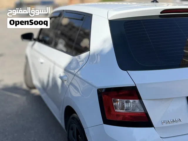 سكودا فابيا جير عادي