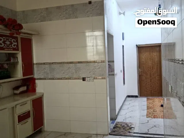 170 m2 2 Bedrooms Villa for Sale in Basra Uwaysan
