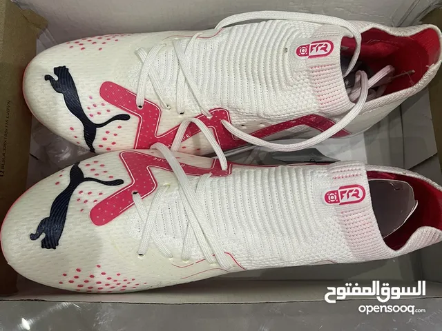 41 Sport Shoes in Al Batinah