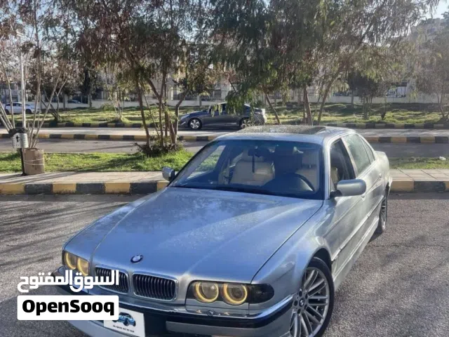 2001 بي ام دبليو الفئة 7 740i Sedan