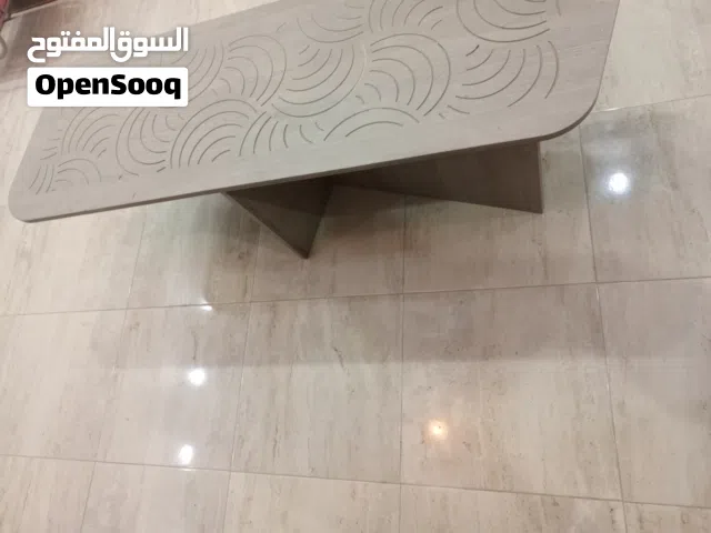 طاوله للبيع