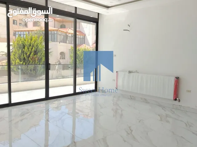 شقة فاخرة للبيع في خلدا - خلف المستشفى السعودي طابق اول 180م تشطيب سوبر ديلوكس لم تسكن
