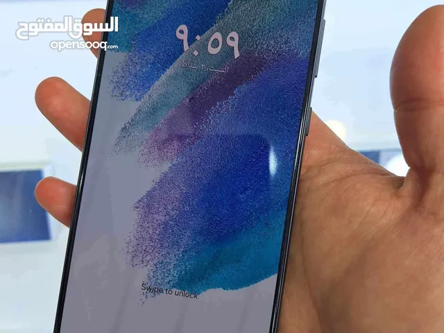 Samsung Galaxy S21 FE 5G 128 GB in Aqaba