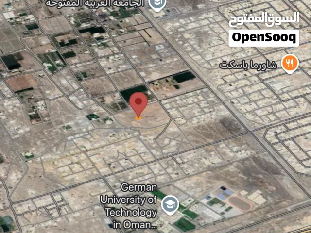 فرررصه 300m خلف الجامعه الالمانيه مع هاله لحق ما تلحق.