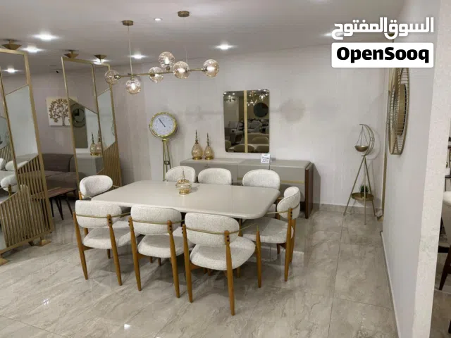 سفرة مودرن أنيقة مع دنسوار مطابق للبيع بداعي السفر