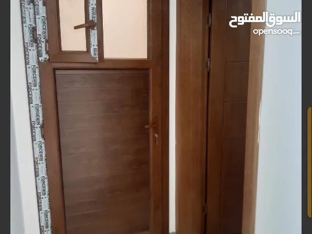 بيت للبيع بقرب من مسجد شيخان عين زارة .