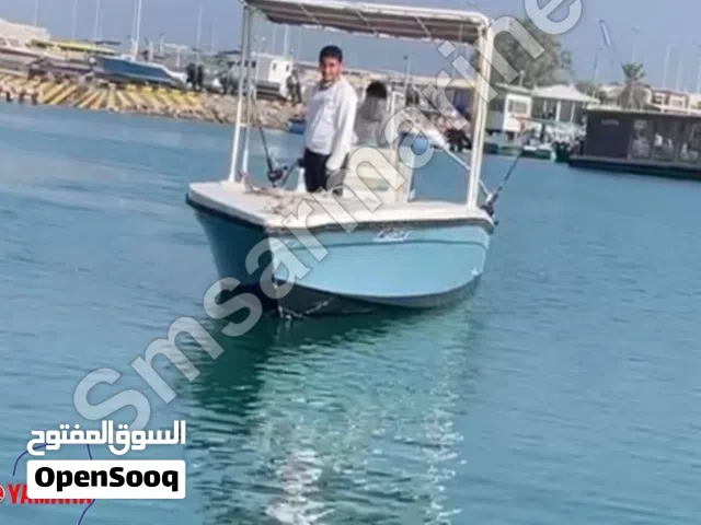 قارب 27 قدم - قصة أمريكية - حالة ممتازة