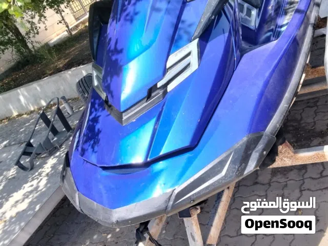 جتسكي fxفملي 1800  سوبر جارج  نضيفه  مسرفسه  وجاهزه  للموسم الناقص  الريوس  مب  موجود  ماشيه 420