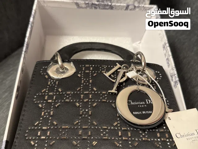 شنطه ديور اسود