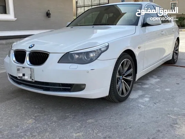 سيارة BMW 525i موديل 2009 للبيع