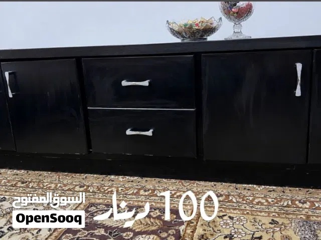 طاولة شاشة خشب