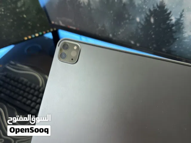 Apple iPad pro 4 128 GB in Al Batinah