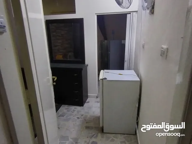 45 m2 Studio Apartments for Rent in Amman University Street