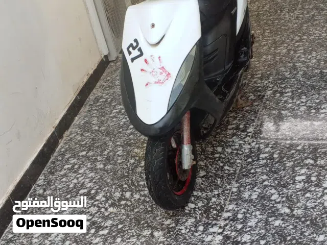 2006 ياماها XMAX