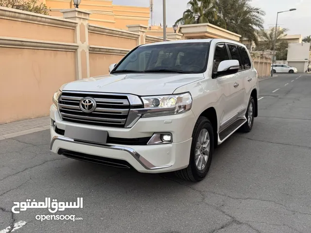 Used Toyota Land Cruiser in Central Governorate