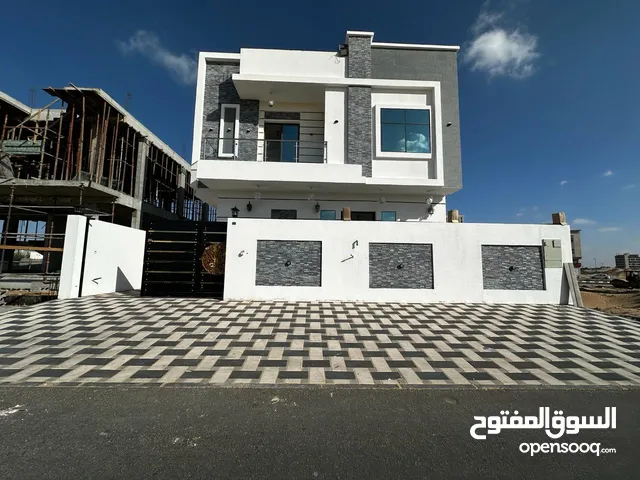 200 m2 4 Bedrooms Villa for Rent in Ajman Al Helio
