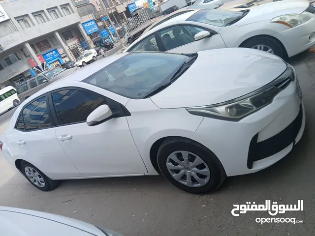 تيوتا كرولا موديل 2018 ممتازه بدون حوادث