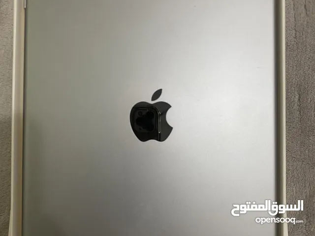 ايباد 6 الجيل السادس 128 جيجا شاشه 9.7 انش نظيف جدا جدا