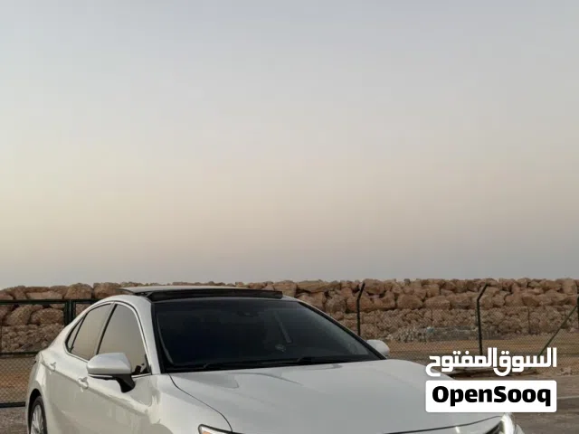 2018 تويوتا كامري XLE