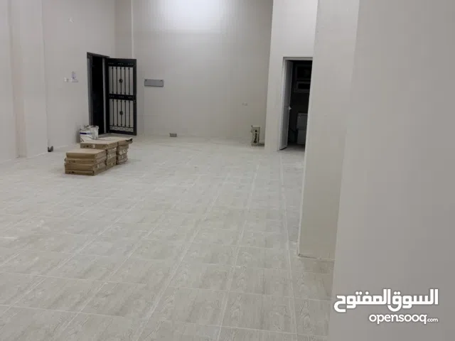 مخزن للاجار