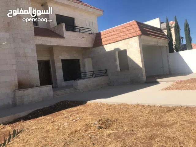 فيلا مميزة نموذج 6 للبيع باجمل موقع في كمباوند الاندلسية  الفيلا مشطبة جديد وعمر البناء جديد