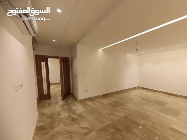 200m2 4 Bedrooms Apartments for Rent in Tripoli Al-Hashan