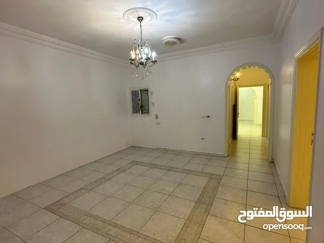 شقة واسعه للإيجار 5 غرف في ( حي الصفا ) •جاهزه للسَكن•