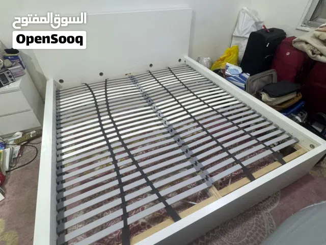 سرير أيكيا 200×200 سم IKEA King Size Bed 200×200 cm for Sale – Excellent Condition