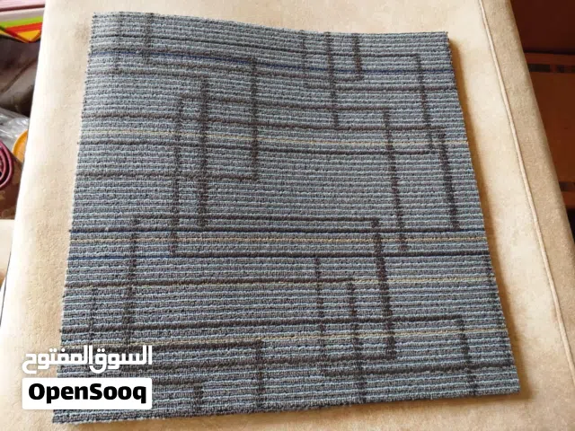 سجاد مربعات (Carpet Tiles) عالي الجودة، ممتاز