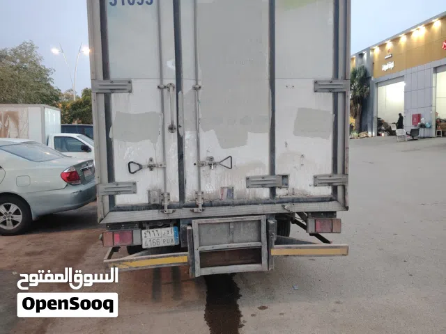 Isuzu dyna freezer width 2 mtr height 2 mtr  length 5 mtr