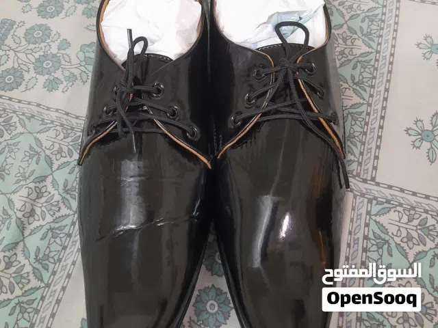 New Black Mens shoes and Boots wants to sale