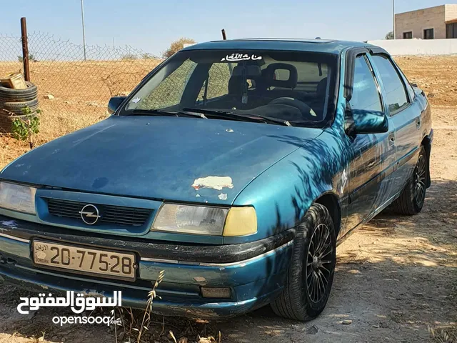 Used Opel Vectra in Madaba