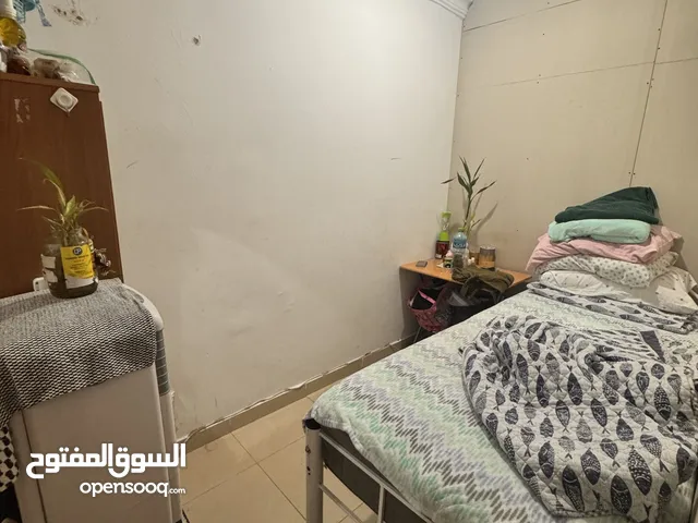 partition for rent in hawally