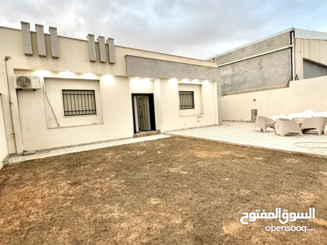 180 m2 2 Bedrooms Townhouse for Rent in Tripoli Al-Serraj