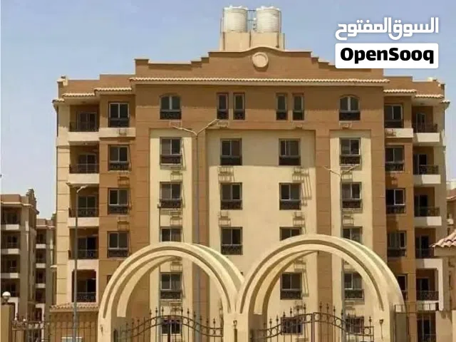 شقه للبيع 140 متر 3/4 تشطيب واجهه اماميه بحرى بالكامل كمبوند الرقابه الاداريه الاندلس التجمع الخامس