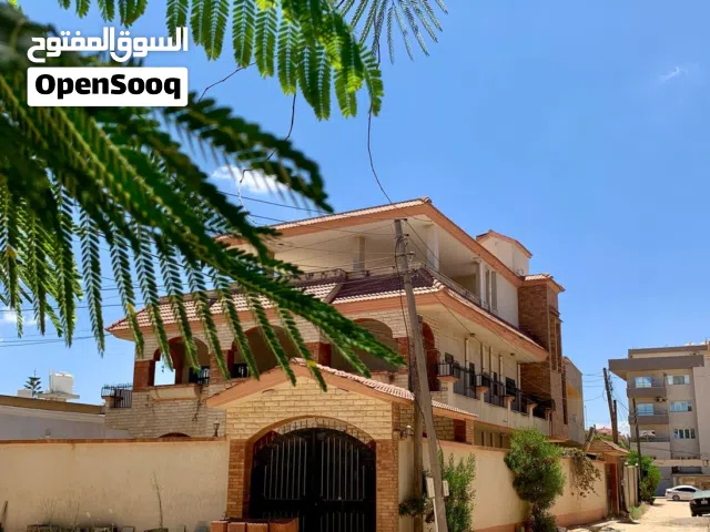 فيلا راقية للأيجار في تاجوراء خلف مركز البحوث الصناعية بالقرب من جامع الفاروق