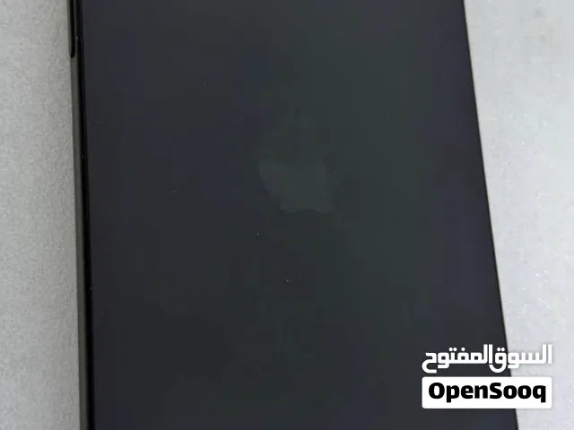 iPhone 15 Plus 256 with black dot