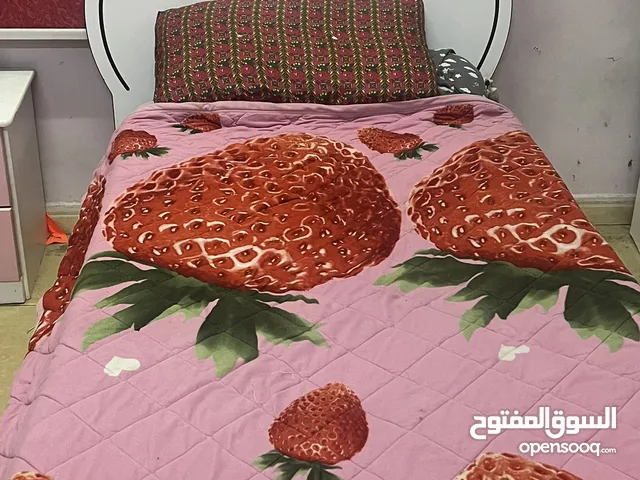 غرفة نوم أطفال نظيفة جدا والله والله