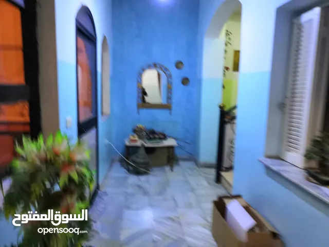 120 m2 5 Bedrooms Townhouse for Rent in Tripoli Hai Al-Batata