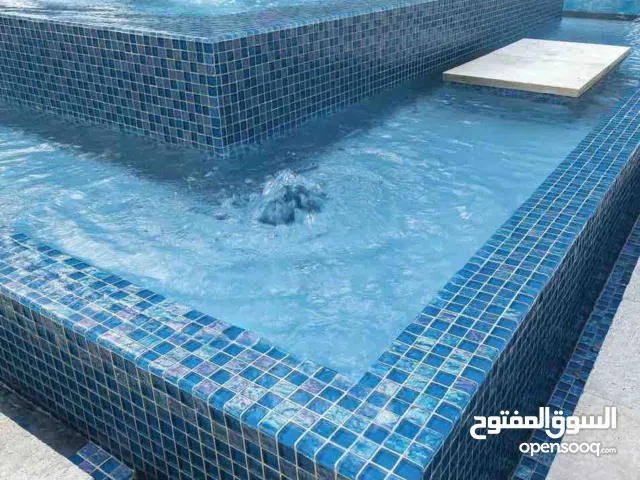 خدمات احواض السباحة