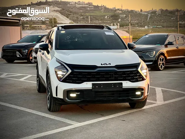 كايا سبورتاج /2022 فل الفل فتحة سقف 2x4 ///240Hp بنزين + كهرباء ( Haybrid) 1600cc