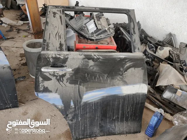 ابواب نيسان باترول ، ارمادا ، انفينيتي 2012 الى 2022