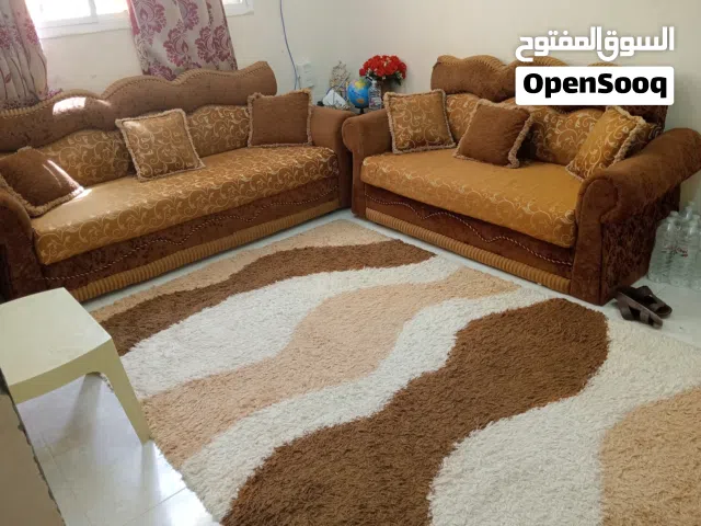 مجلس للبيع