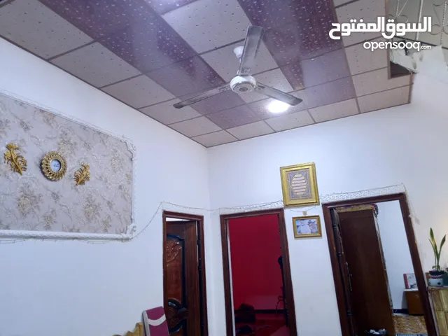 240 m2 2 Bedrooms Townhouse for Sale in Basra Kibasi