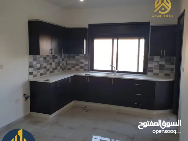 شقة غير مفروشة للإيجار - بيتونيا - خلف الكلية العصرية