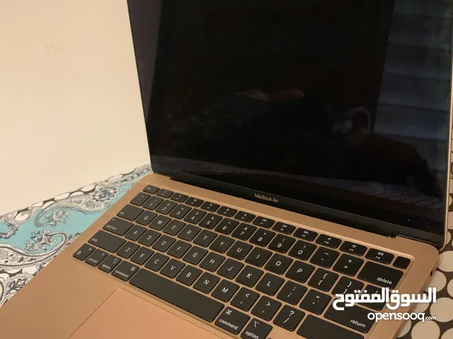 MacBook Air M1 (2020)