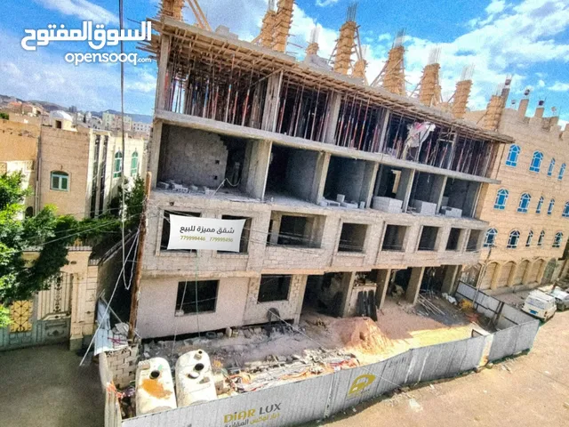 164 m2 4 Bedrooms Apartments for Sale in Sana'a Bayt Baws
