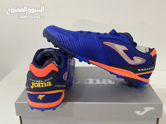 احذية ترتان وصالات جودة عاليه ماركة جوما ب 15 ريال فقط.